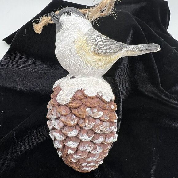 Large Bird Sparrow Ornament Ceramic Hanging Dimensional Mixed Media Bird - Picture 2 of 6